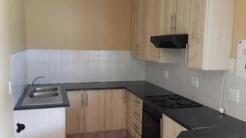 To Let 2 Bedroom Property for Rent in Dassie Rand North West